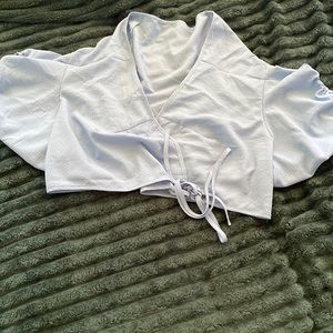 cute dress shirt can adjust with the string never worn , size 3xl 100% polyester